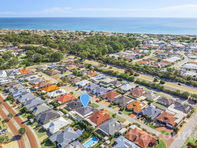 20 Finchley Avenue, Meadow Springs WA 6210