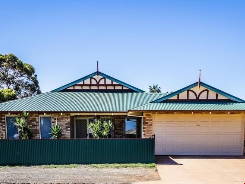 20 Butterfly Street, Lamington WA 6430
