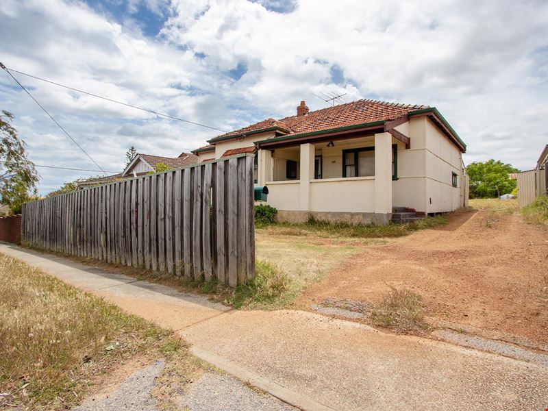 280 South Street, White Gum Valley WA 6162