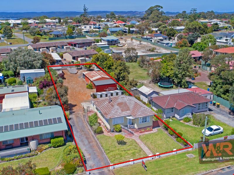 41 Minor Road, Orana WA 6330