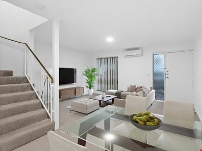 9/10 Golf View Street, Yokine WA 6060