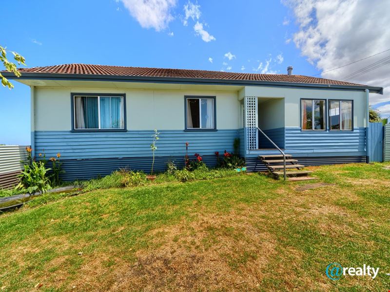 13 Humphreys Street, Lockyer WA 6330