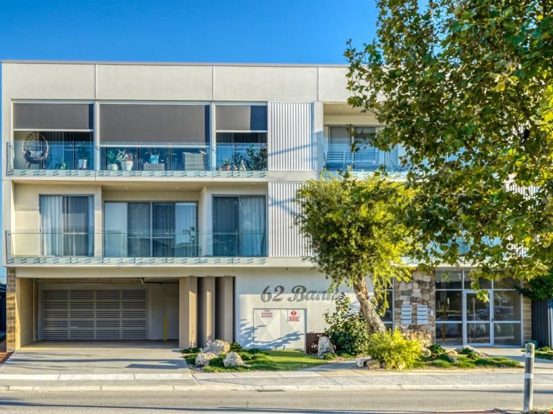 2/62 Banks Avenue, Hillarys WA 6025