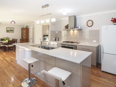 97 Hawker Approach, Yalyalup WA 6280