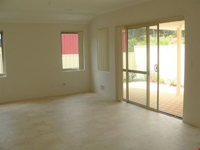 17/2 Heavenly Court, Australind WA 6233