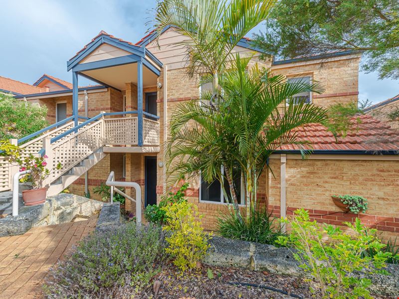 20/18 St Johns Wood Boulevard, Mount Claremont WA 6010