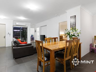 5/155 Stock Road, Attadale WA 6156