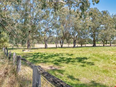 98 Rowe Road, Serpentine WA 6125