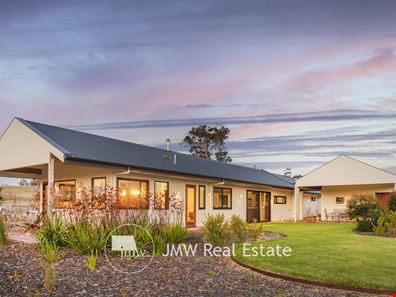 36 Hazelbrook Rise, Yallingup WA 6282