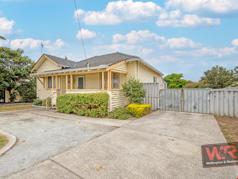 53 South Coast Highway, Lockyer WA 6330