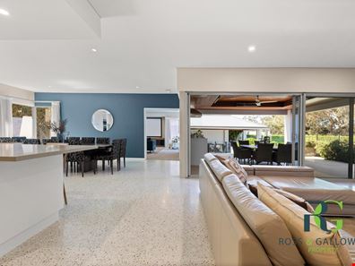 9 Wichmann Road, Attadale WA 6156