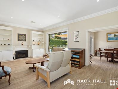 24 Davies Road, Dalkeith WA 6009