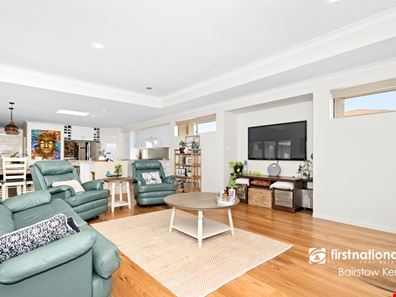 5 Bundara Close, Little Grove WA 6330