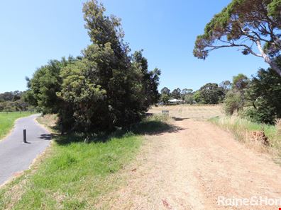16 Honeymyrtle Circuit, Denmark WA 6333