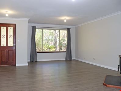 30 Alps Street, Mount Helena WA 6082
