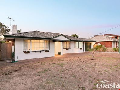 16 Unnaro St, Hillman WA 6168