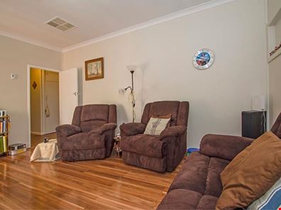 2 Redwood St, Kambalda East WA 6442