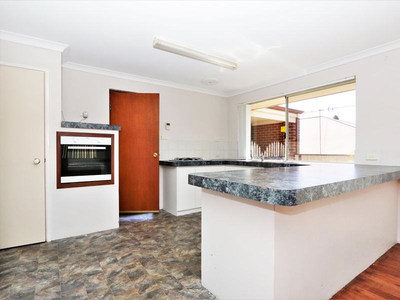 2/26 Lefroy Place, Usher WA 6230