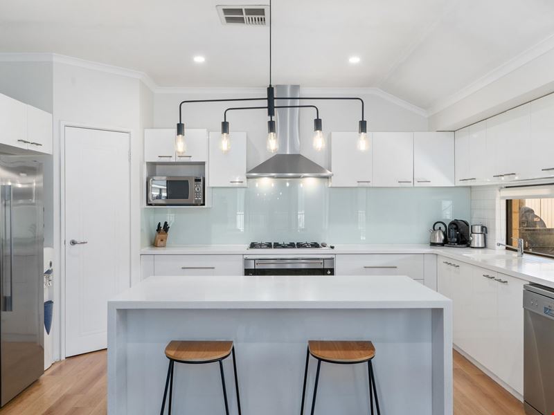 18 Keightly Corner, Jane Brook WA 6056