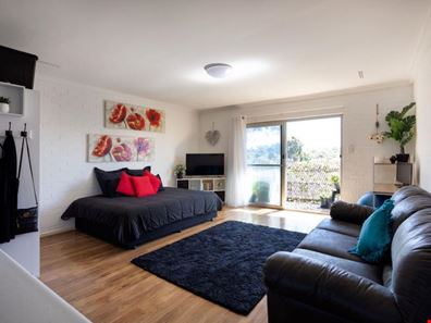 26/212 Hampden Road, Crawley WA 6009