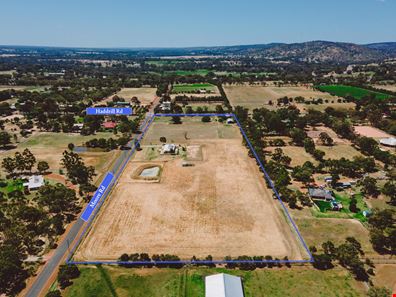 252 Moore Road, Baskerville WA 6056