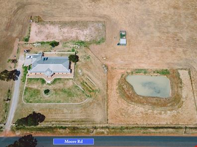 252 Moore Road, Baskerville WA 6056