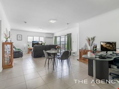 3/9 Linkage Avenue, Cockburn Central WA 6164
