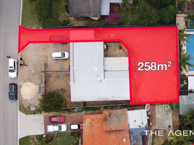 16A Chalcombe Way, Warwick WA 6024