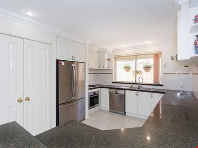 12 Dandenong Way, Alexander Heights WA 6064