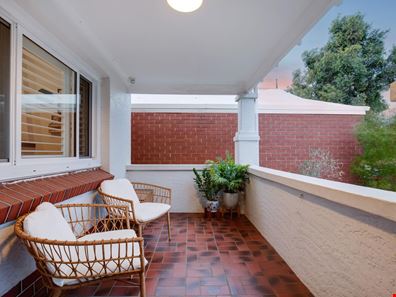 14 Purslowe Street, Mount Hawthorn WA 6016