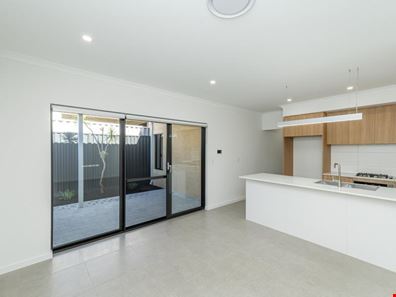 21C Birdwood Street, Innaloo WA 6018