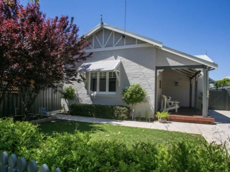 124 Stuart Street, Inglewood WA 6052