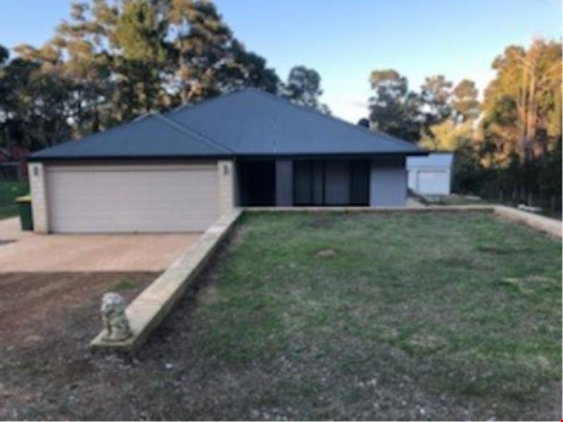 11 Castle Street, Kirup WA 6251