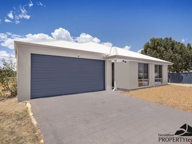 4 Hatch Place, Utakarra WA 6530