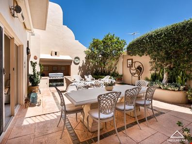 2A Torrens Court, Cottesloe WA 6011