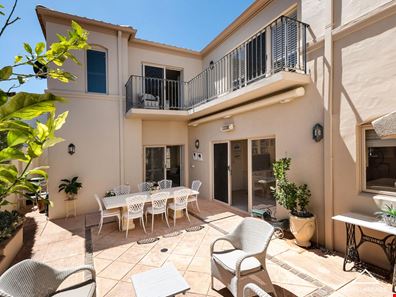 2A Torrens Court, Cottesloe WA 6011
