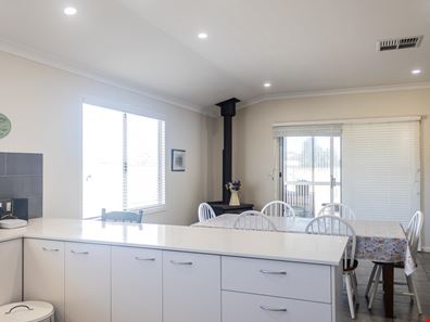 2 Cummings Street, Merredin WA 6415