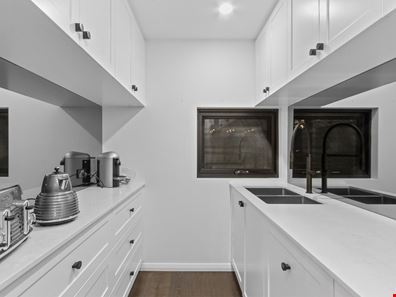 13 Caledonia Loop, North Coogee WA 6163