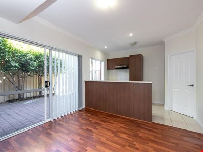 1/25 Miller  Street, Victoria Park WA 6100