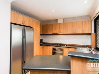 3/4 Hillcrest Road, Kewdale WA 6105