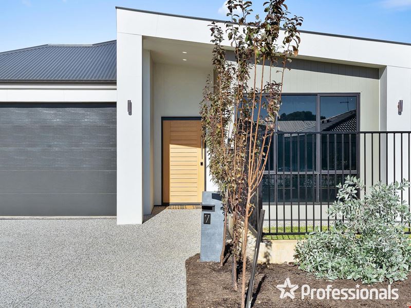 7 Lychee Way, Maida Vale WA 6057