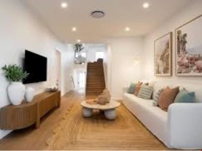 2/45 Shacklock Cres, Winthrop