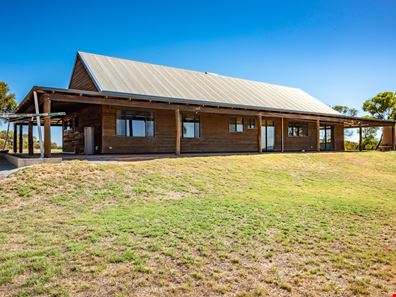 19 Francisco Road, Dongara WA 6525