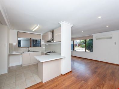 4B Mandalay Place, Craigie WA 6025