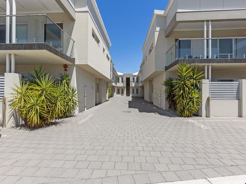 5/320 Walter Road West, Morley WA 6062
