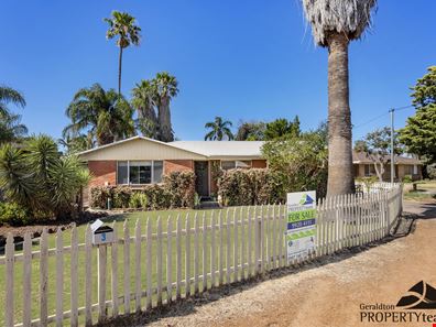 3 Hallet Place, Bluff Point WA 6530