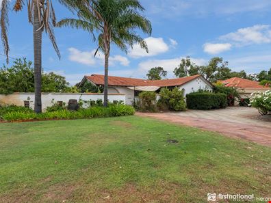 13 Dirk Hartog Road, Bull Creek WA 6149