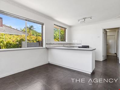 26 Thomas Street, Queens Park WA 6107