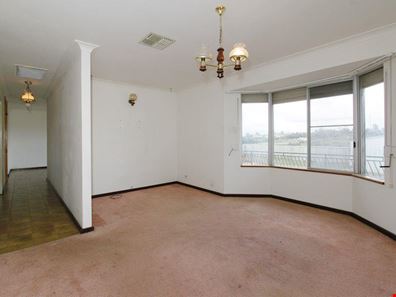 163 Dalison Avenue, Wattleup WA 6166