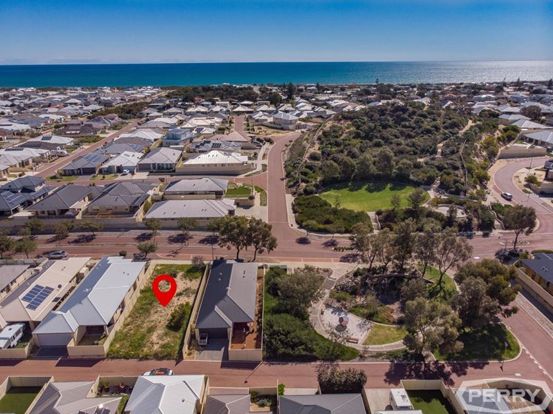 52 Eleanore Drive, Madora Bay WA 6210